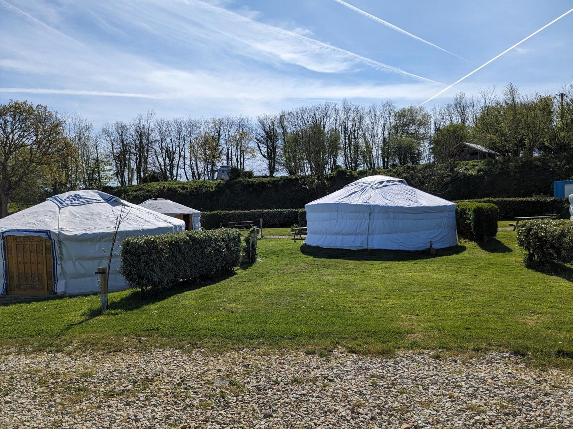 Camping Kerlaudy Mer Et Yourtes Plouenan Exterior photo