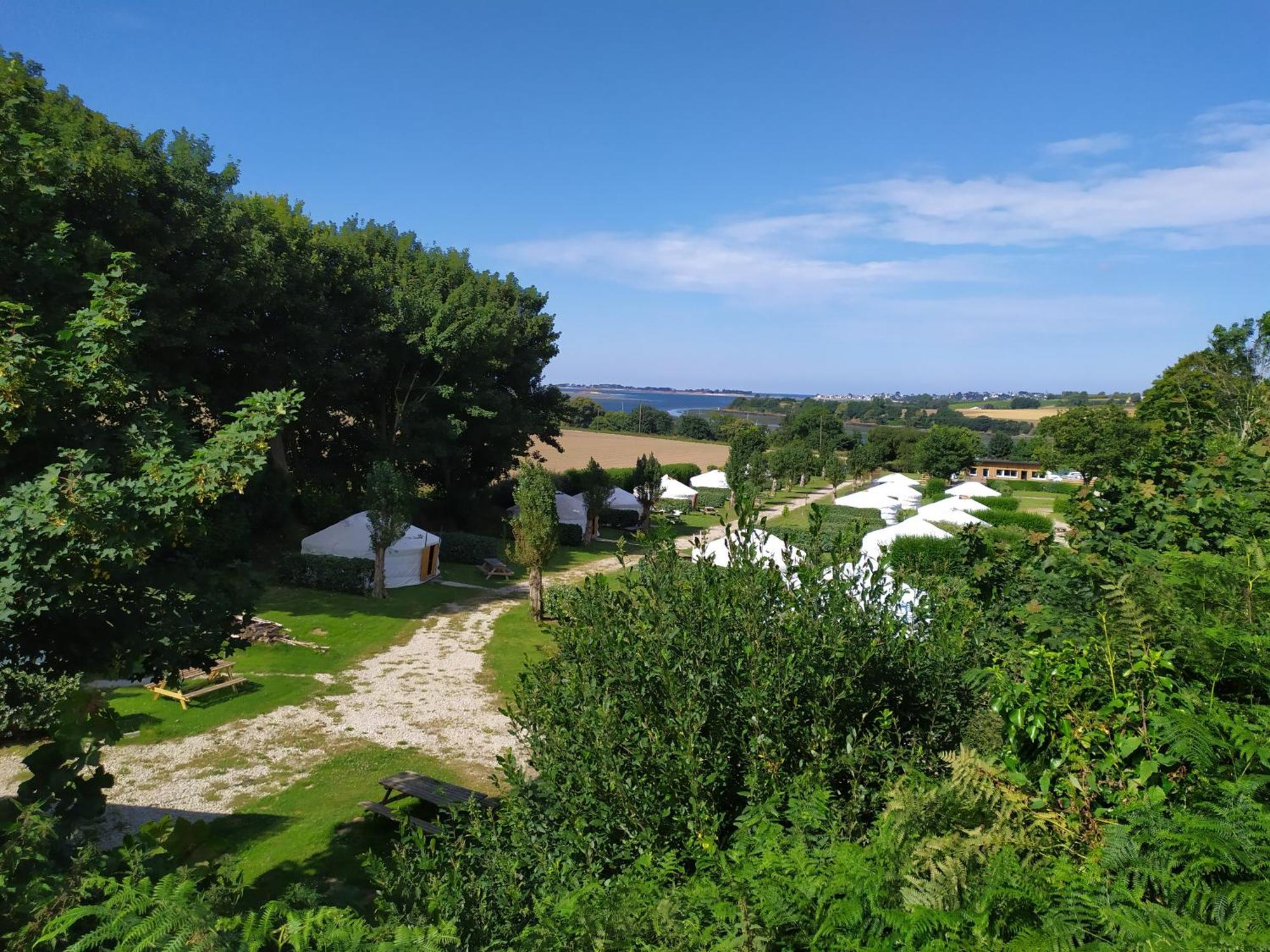 Camping Kerlaudy Mer Et Yourtes Hotel Plouenan Exterior photo