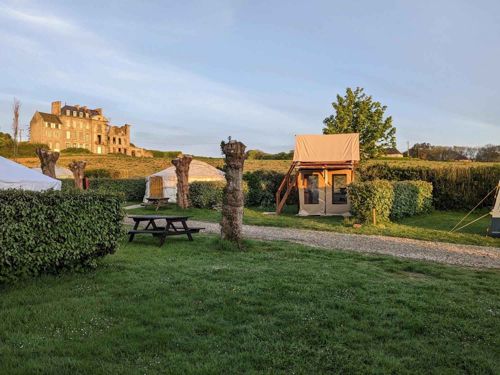 Camping Kerlaudy Mer Et Yourtes Plouenan Exterior photo