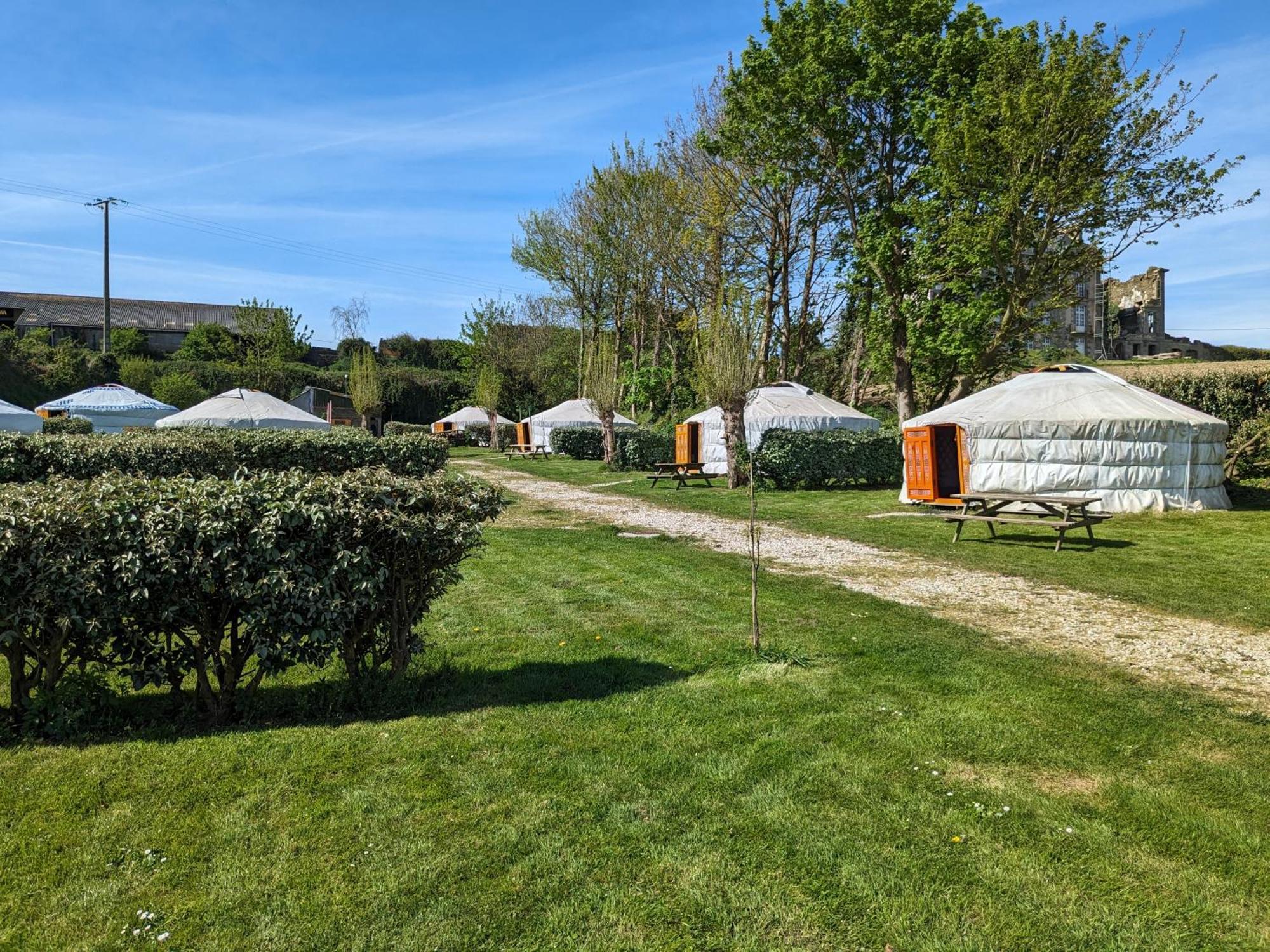 Camping Kerlaudy Mer Et Yourtes Plouenan Exterior photo