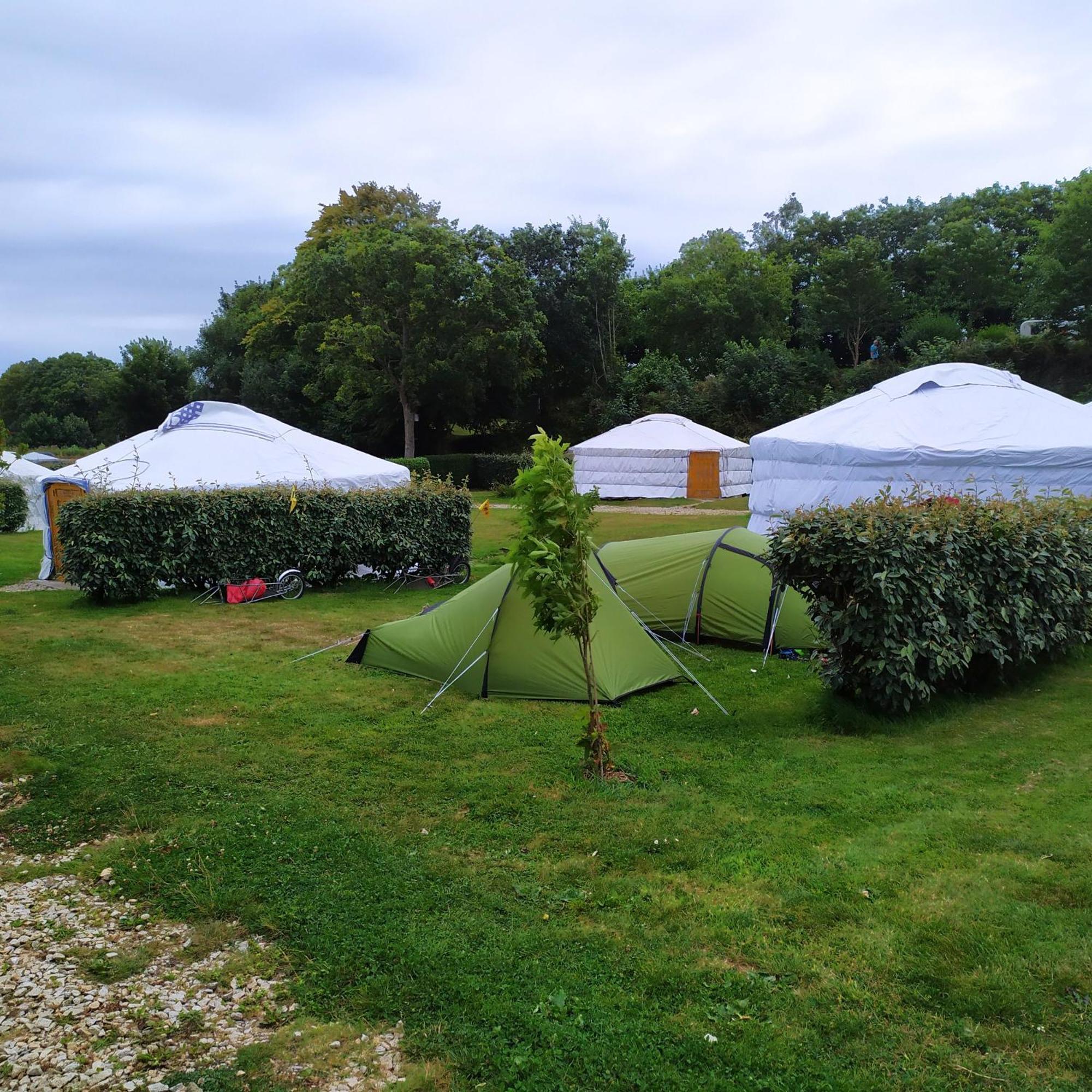 Camping Kerlaudy Mer Et Yourtes Plouenan Exterior photo
