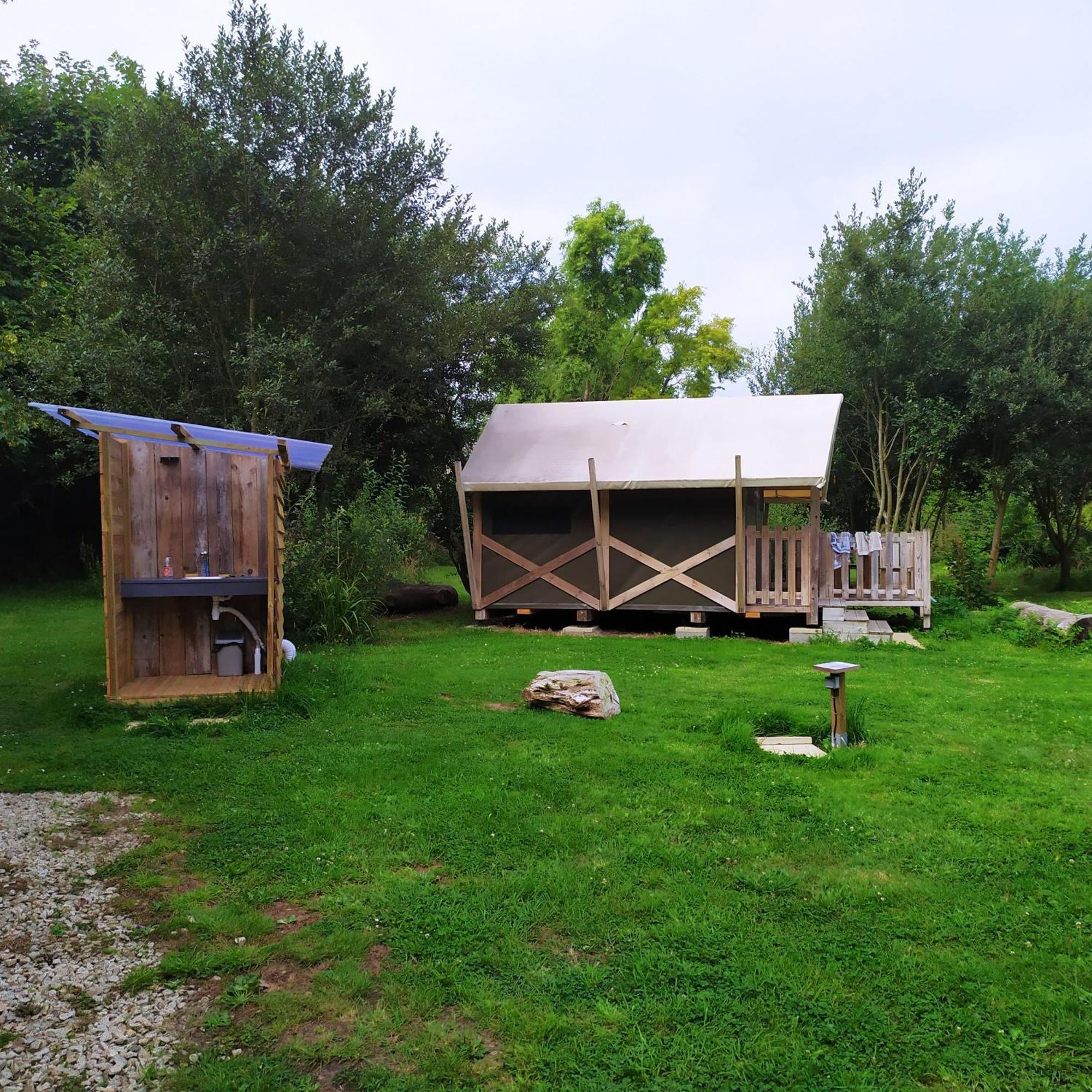 Camping Kerlaudy Mer Et Yourtes Plouenan Exterior photo