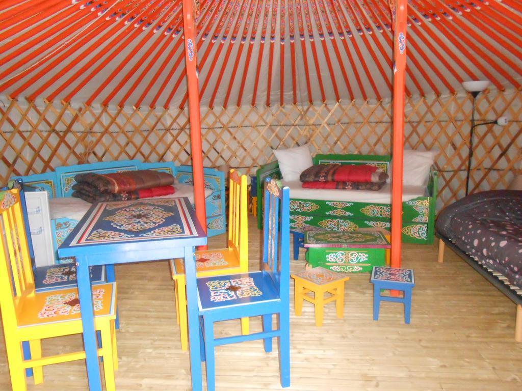 Camping Kerlaudy Mer Et Yourtes Plouenan Exterior photo